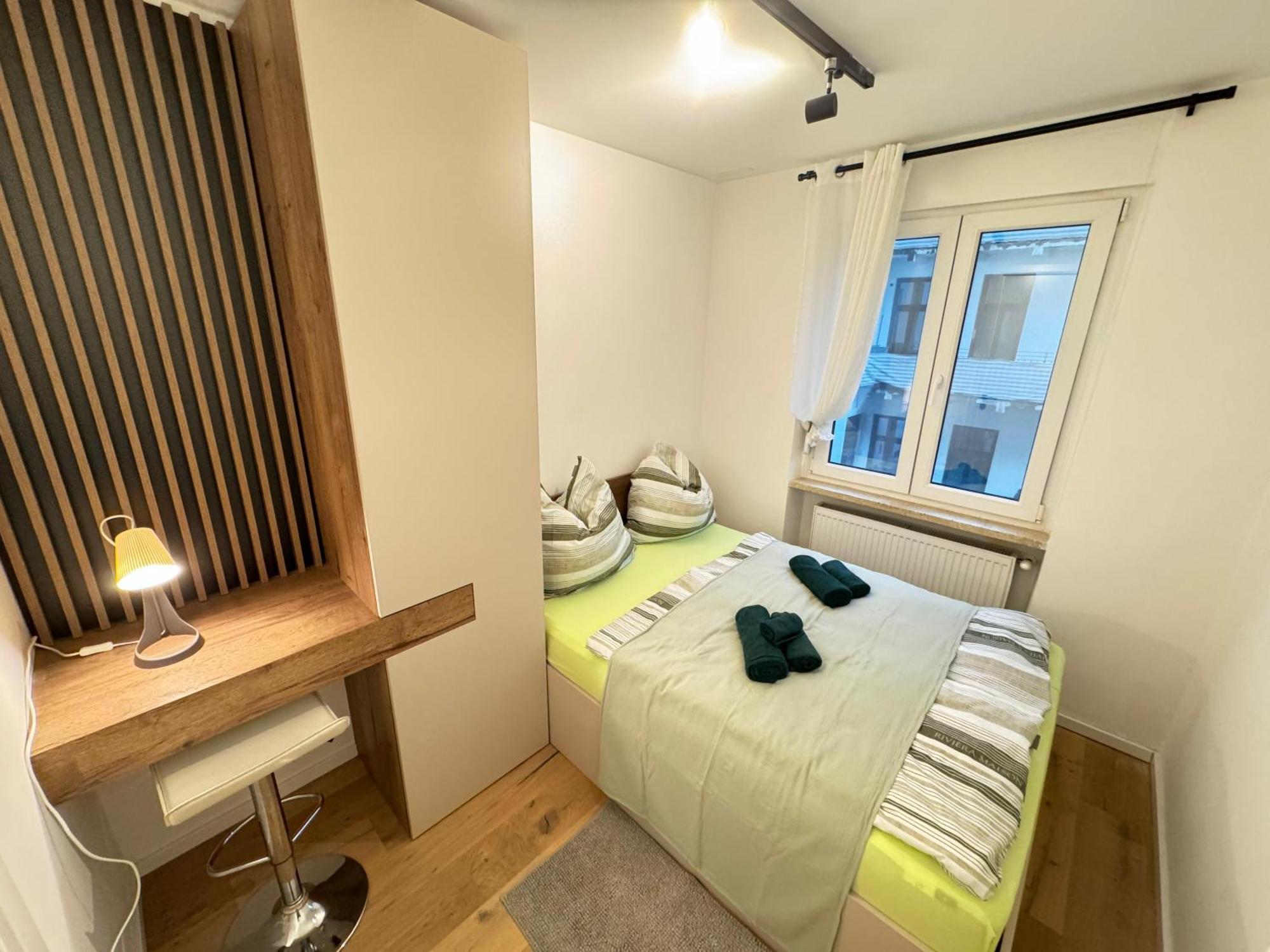4 - - Center Apartamento *